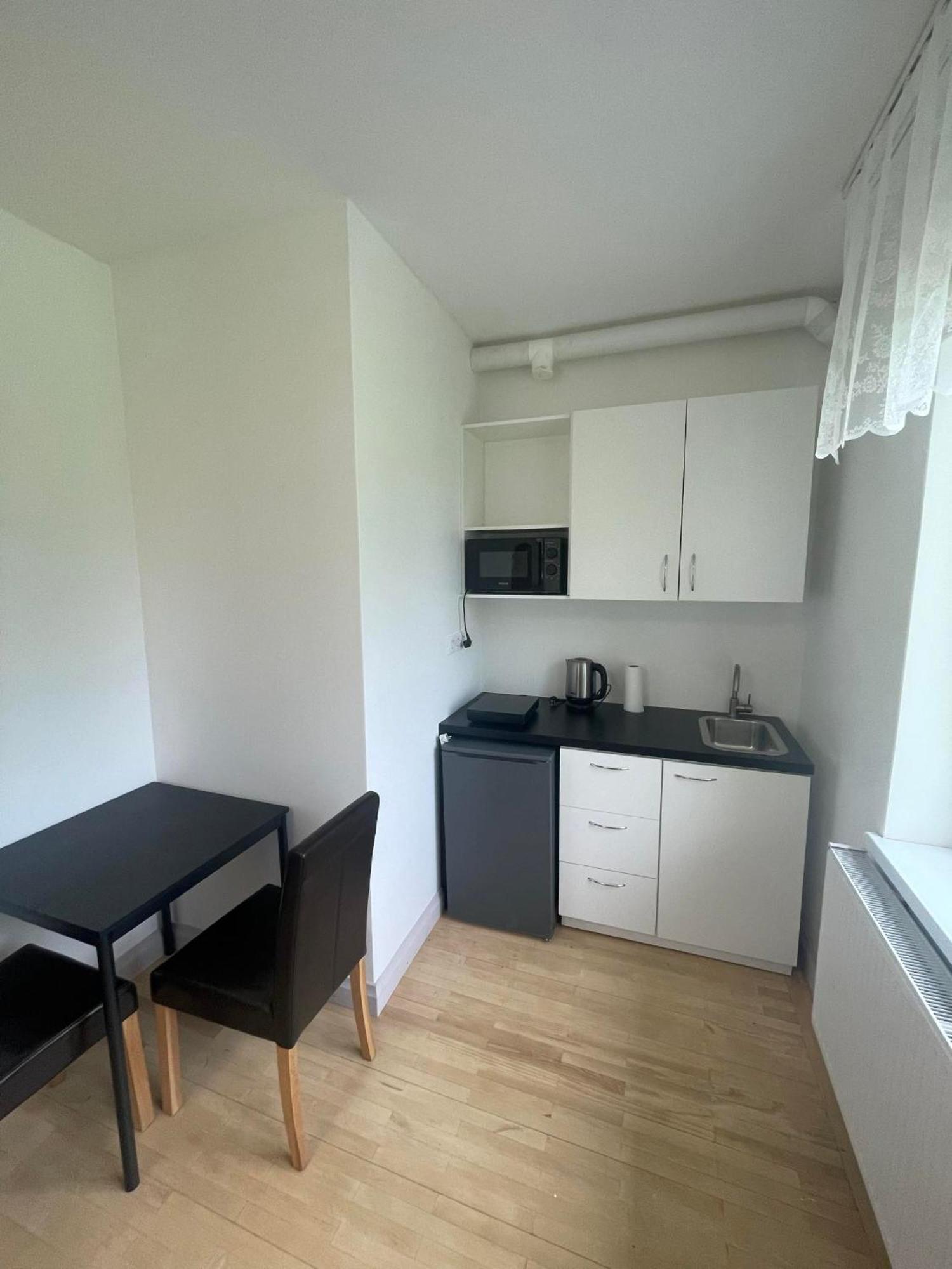 Apartamento Raasiku Majutus Exterior foto
