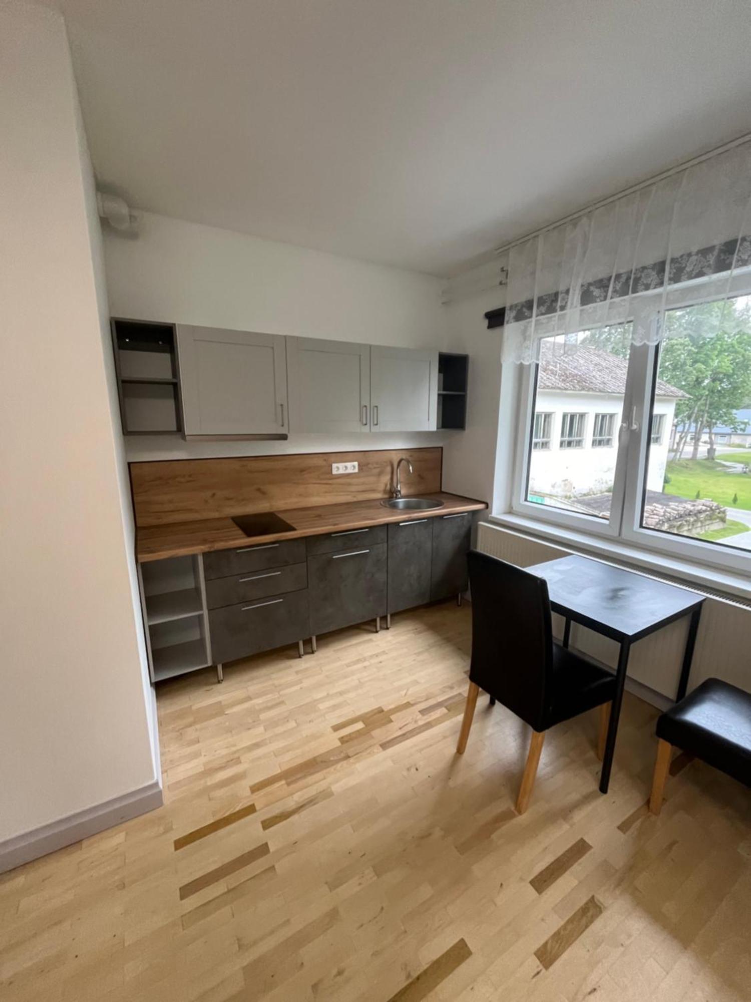 Apartamento Raasiku Majutus Exterior foto