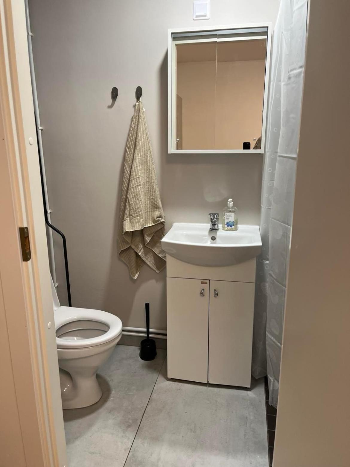 Apartamento Raasiku Majutus Exterior foto