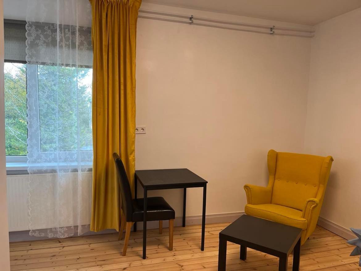 Apartamento Raasiku Majutus Exterior foto